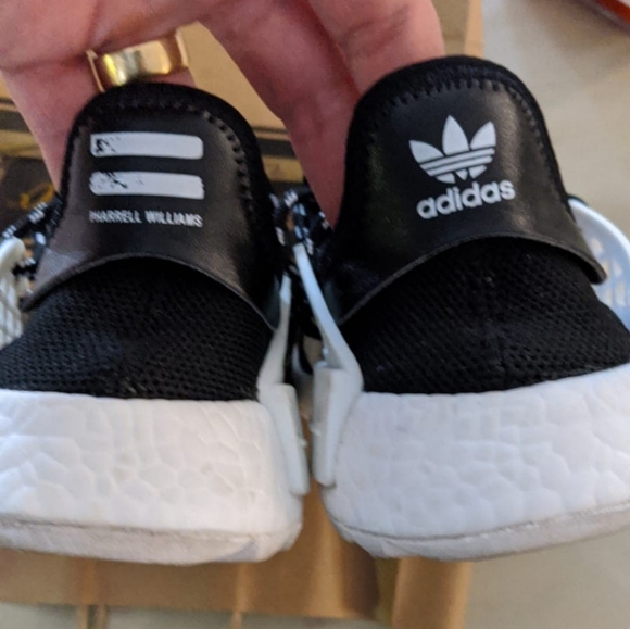 SOLD - Adidas Chanel x Pharrell Sneakers - Picture 5 of 5